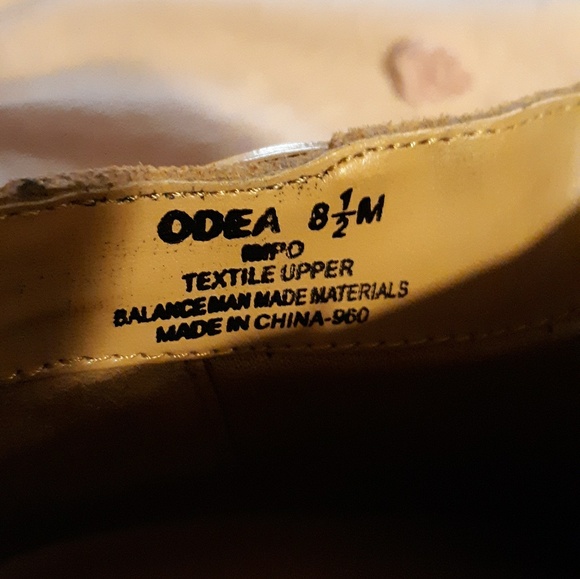 Ankle boots - Picture 3 of 3